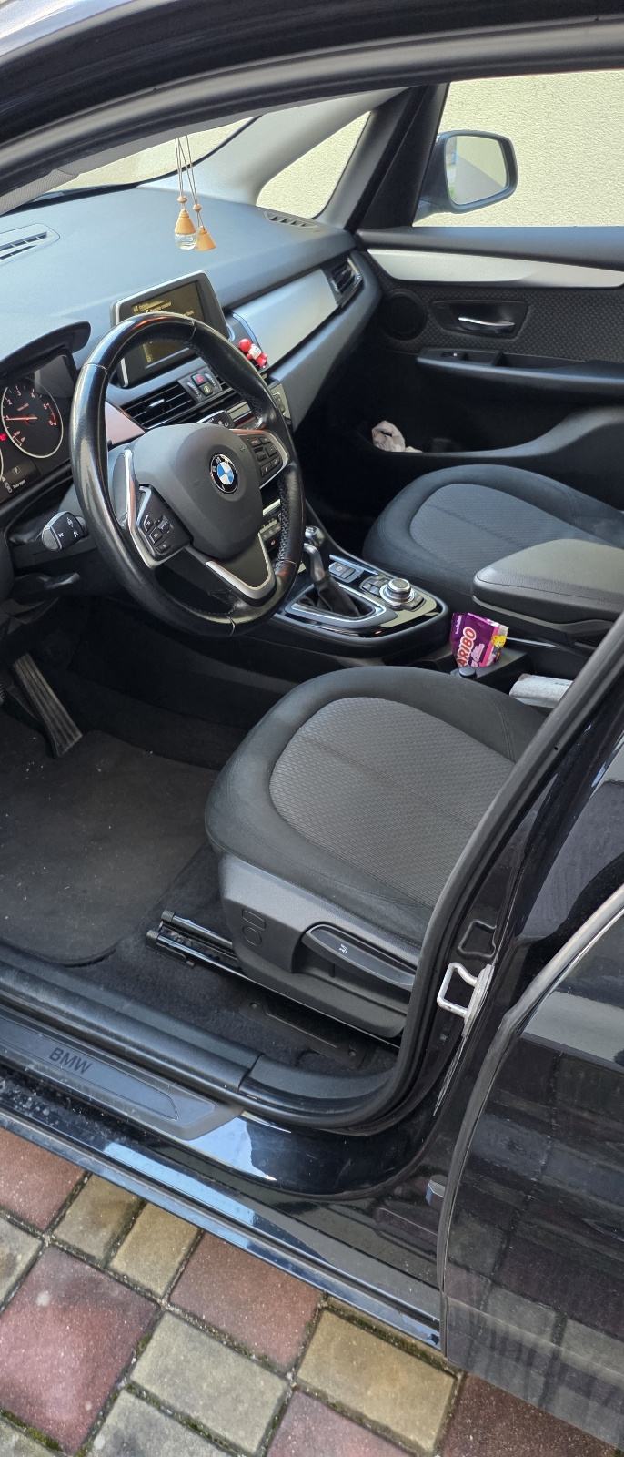 BMW serija 2 Active Tourer 218d automatik, fotografija 6