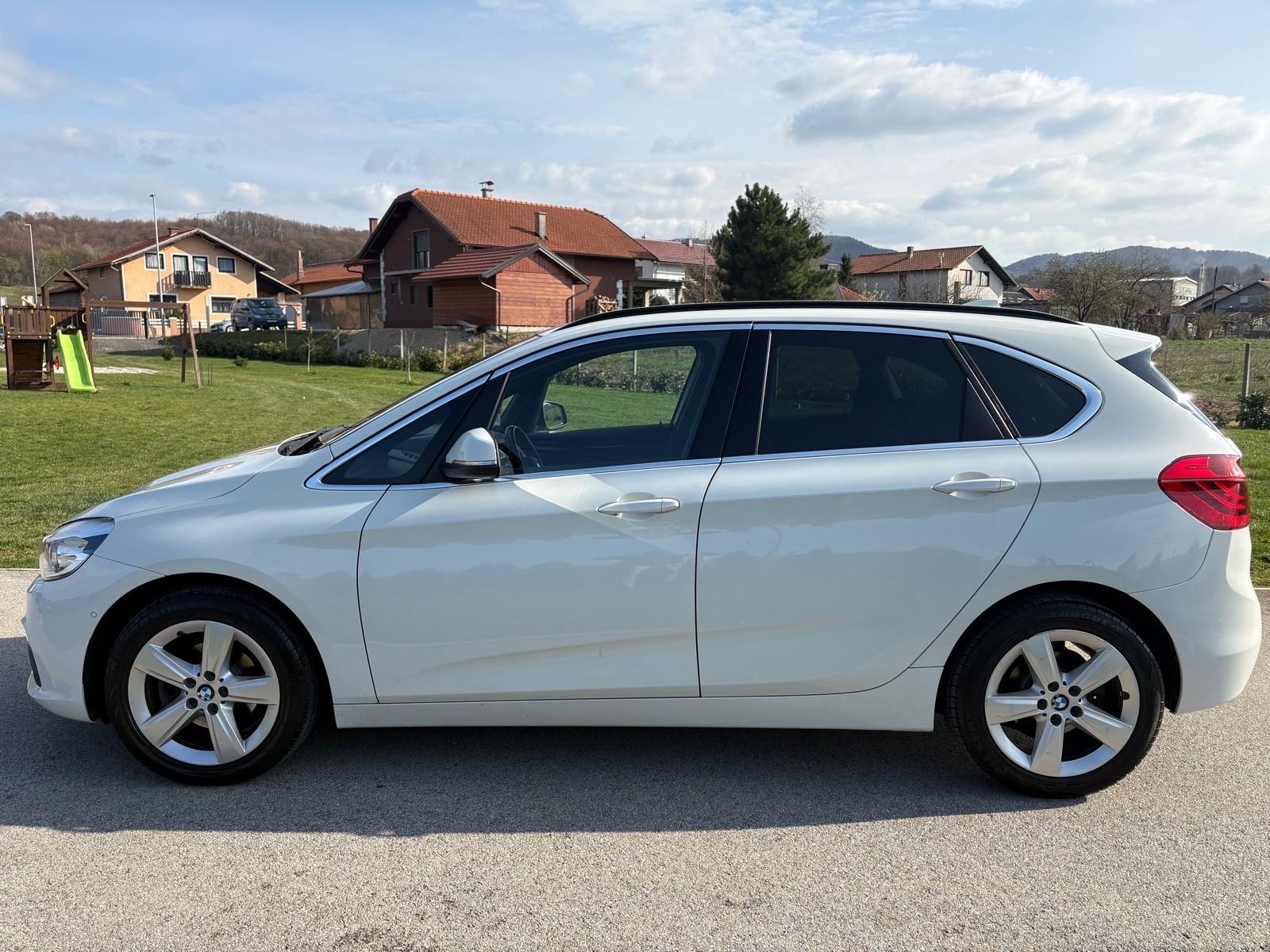 BMW serija 2 Active Tourer 218d automatik*129Tkm*LUXURY*Top stanje*, fotografija 6
