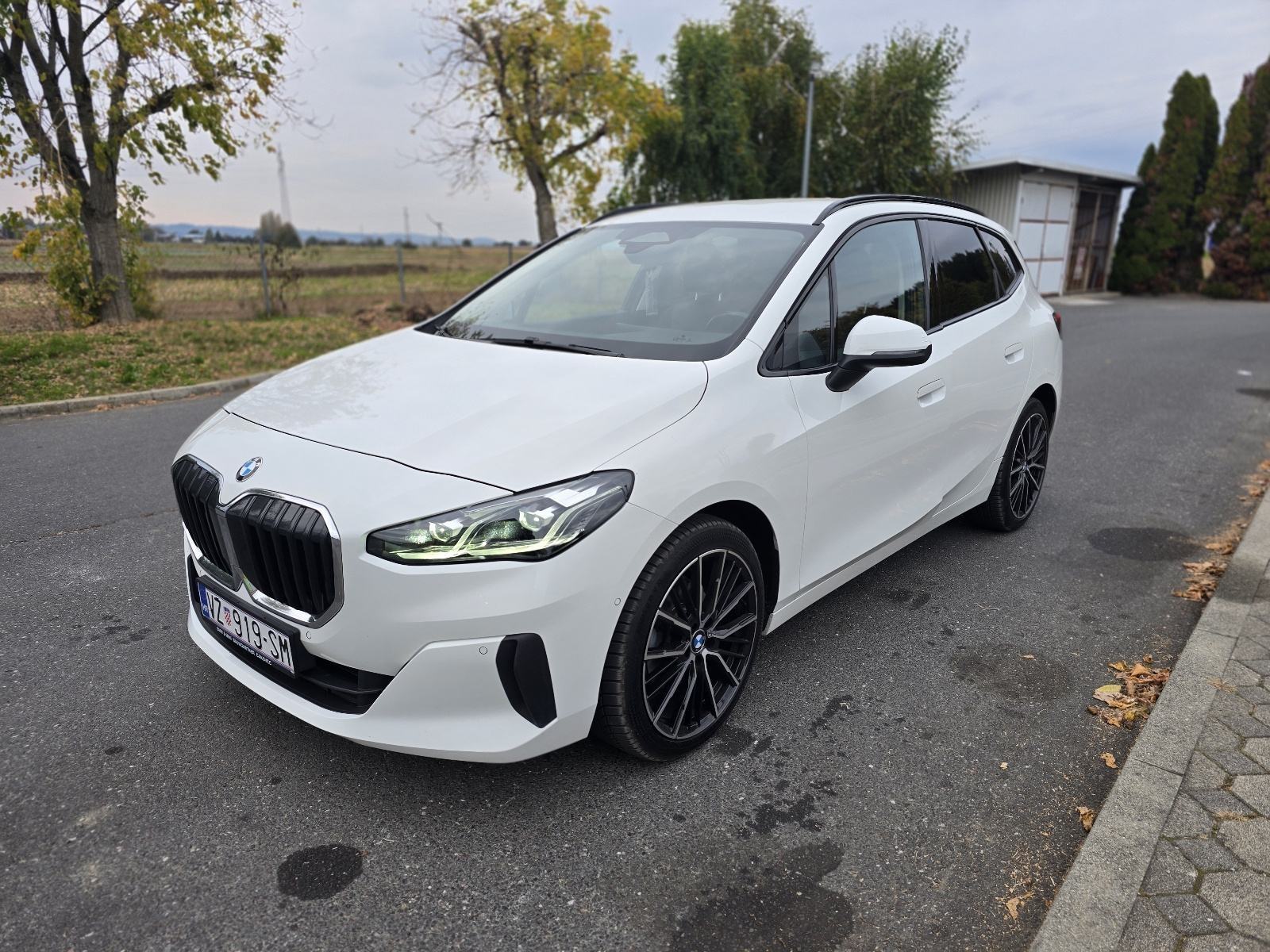 BMW serija 2 Active Tourer 218d automatik, fotografija 15