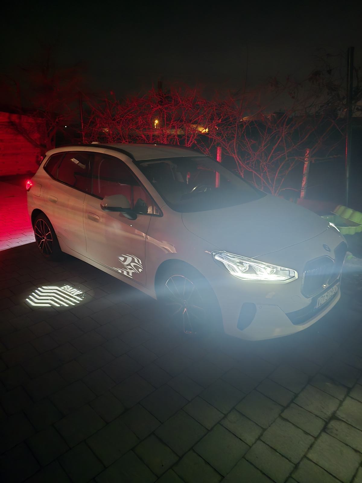 BMW serija 2 Active Tourer 218d automatik, fotografija 18