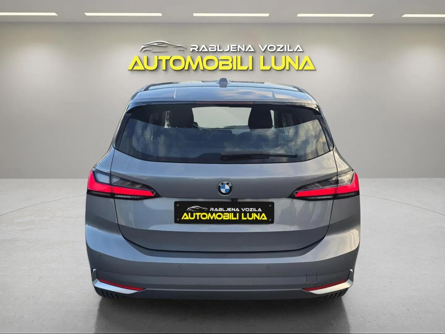BMW serija 2 Active Tourer 218d-AUTOMATIK, fotografija 8