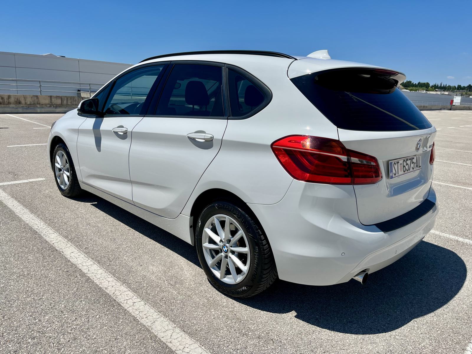 BMW serija 2 Active Tourer 218d automatik, fotografija 5