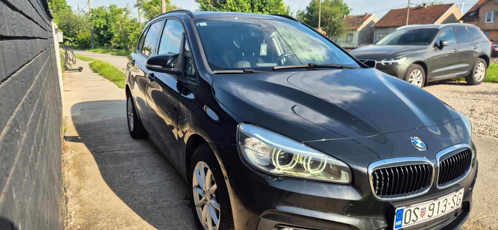 BMW serija 2 Active Tourer 218d automatik, fotografija 1