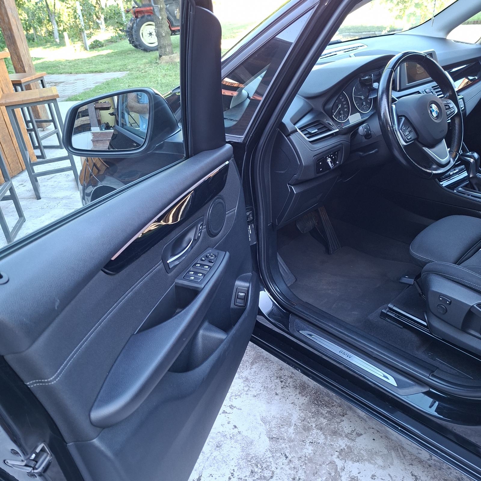BMW serija 2 Active Tourer 218d automatik, fotografija 2