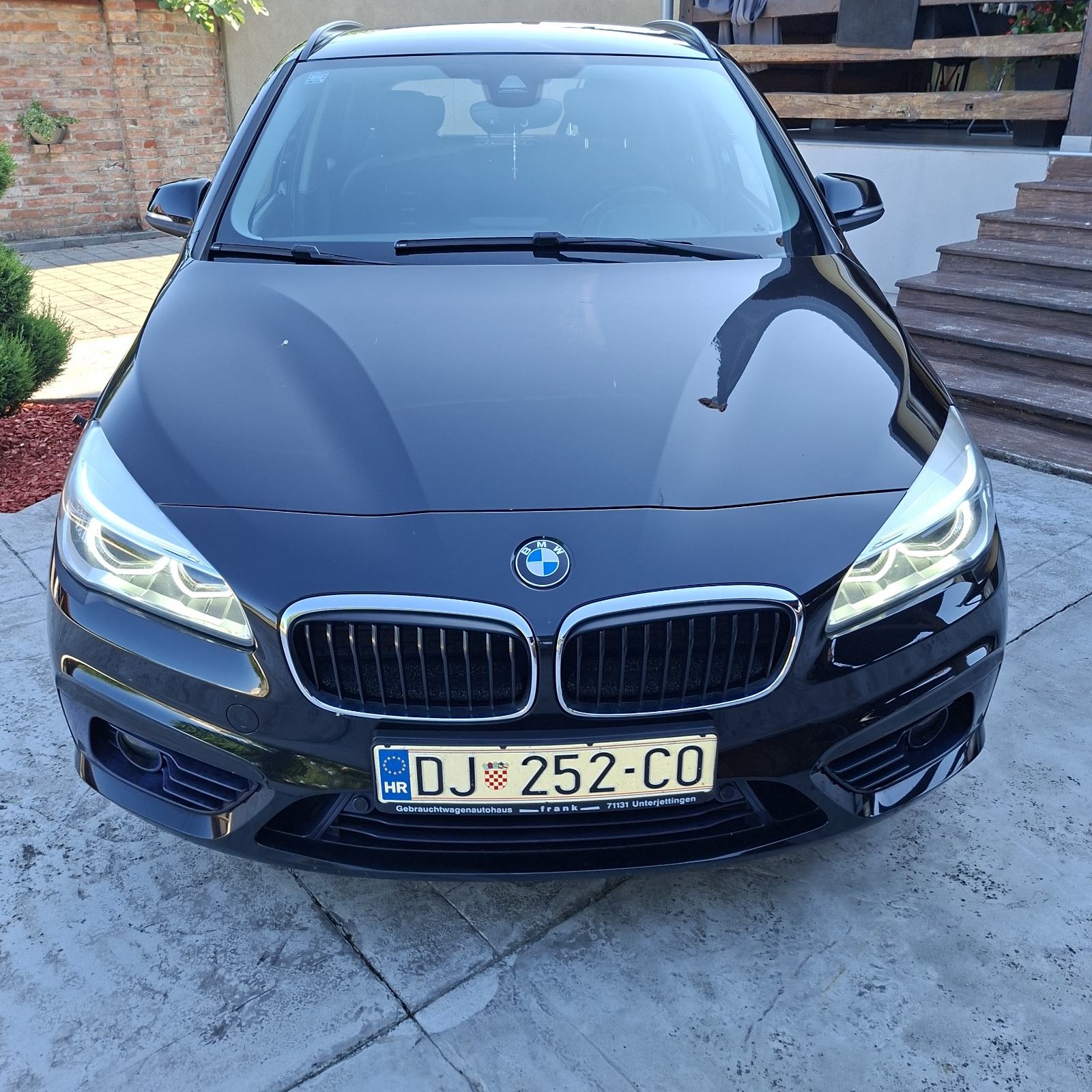 BMW serija 2 Active Tourer 218d automatik, fotografija 7
