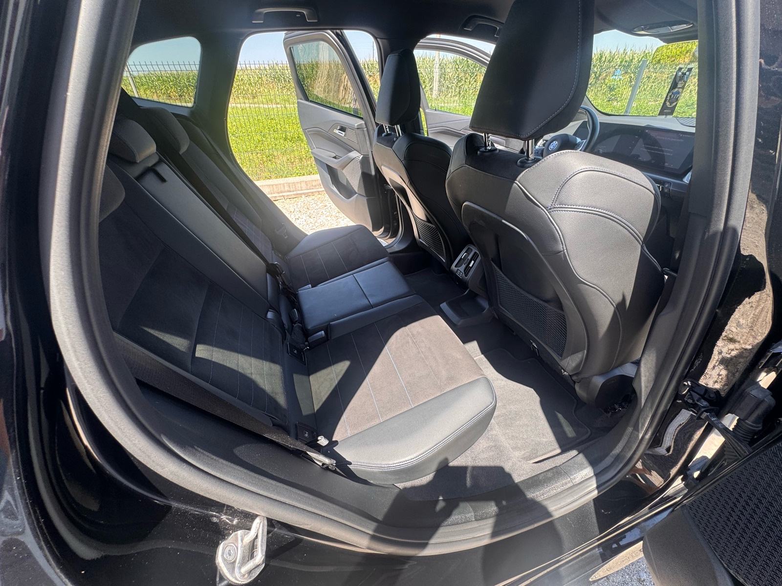 BMW serija 2 Active Tourer 218d M Sport automatik, fotografija 14
