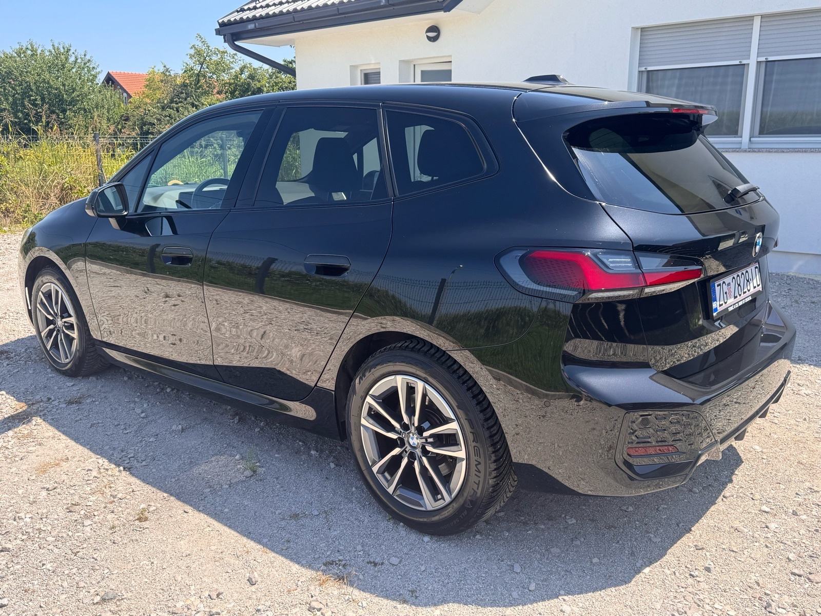 BMW serija 2 Active Tourer 218d M Sport automatik, fotografija 10