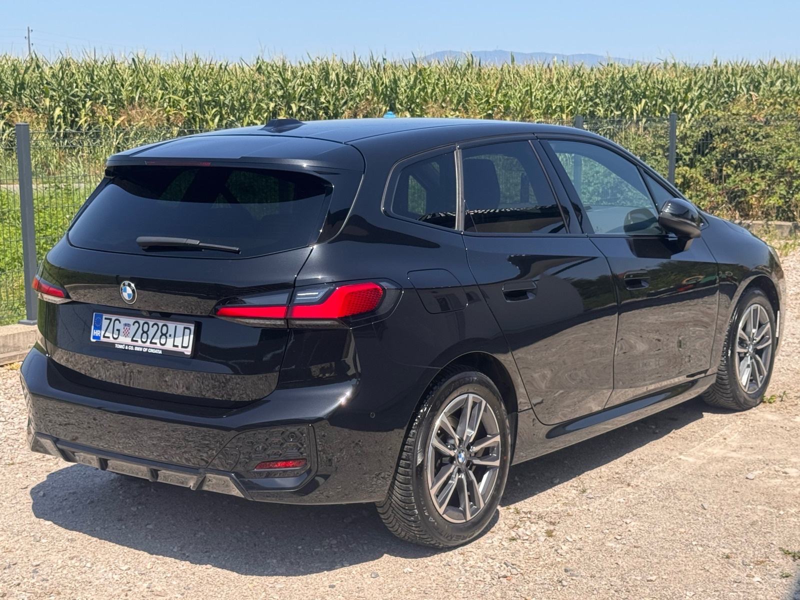 BMW serija 2 Active Tourer 218d M Sport automatik, fotografija 9