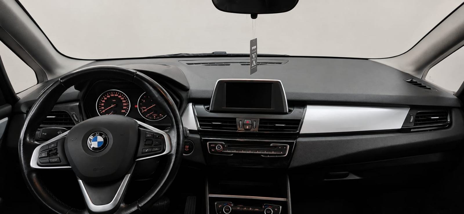 BMW serija 2 Active Tourer 218d automatik, fotografija 8