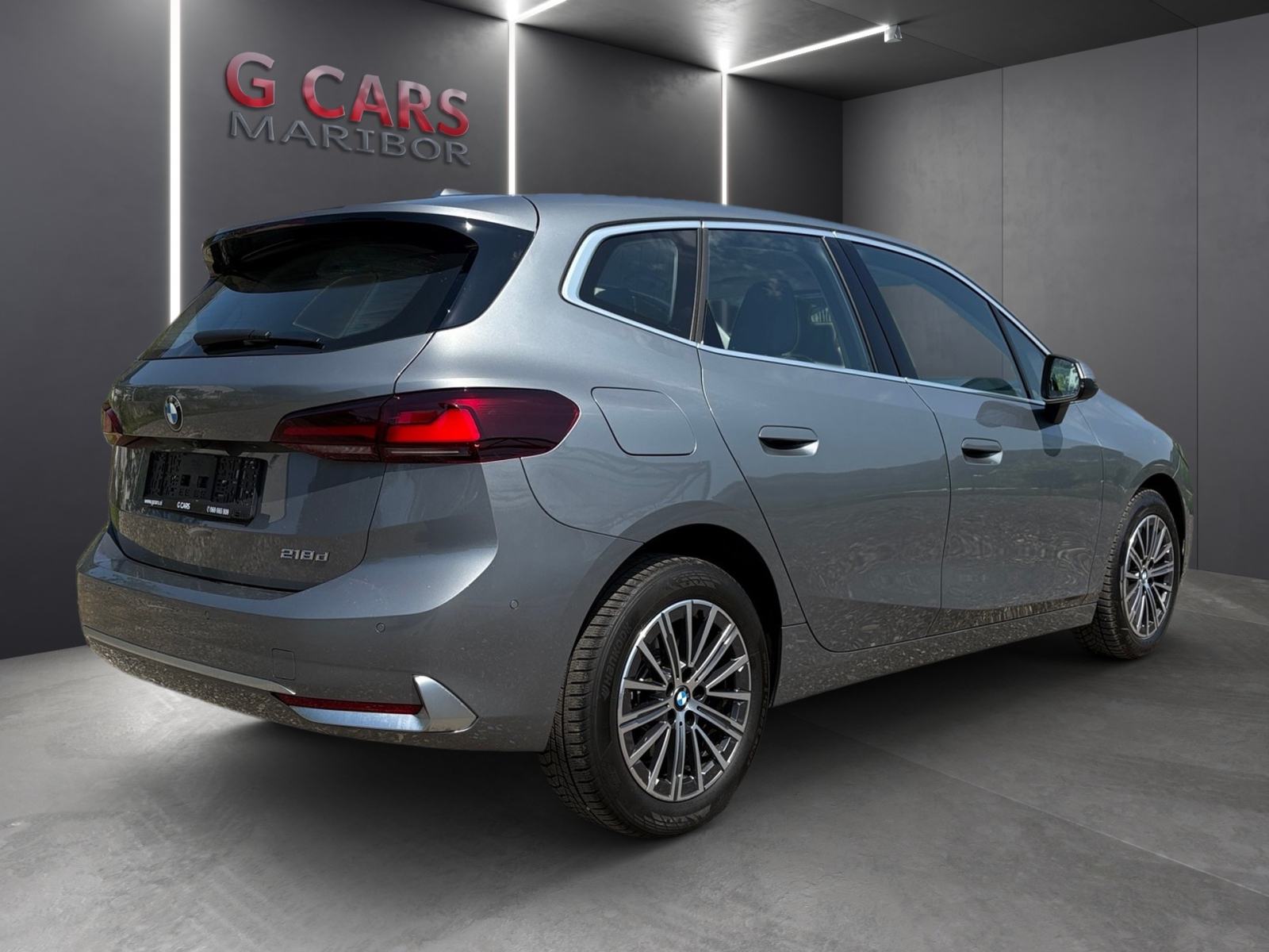 BMW serija 2 Active Tourer 218d LUXURY,LED,KAMER,VIRTUAL,NAVI, fotografija 6
