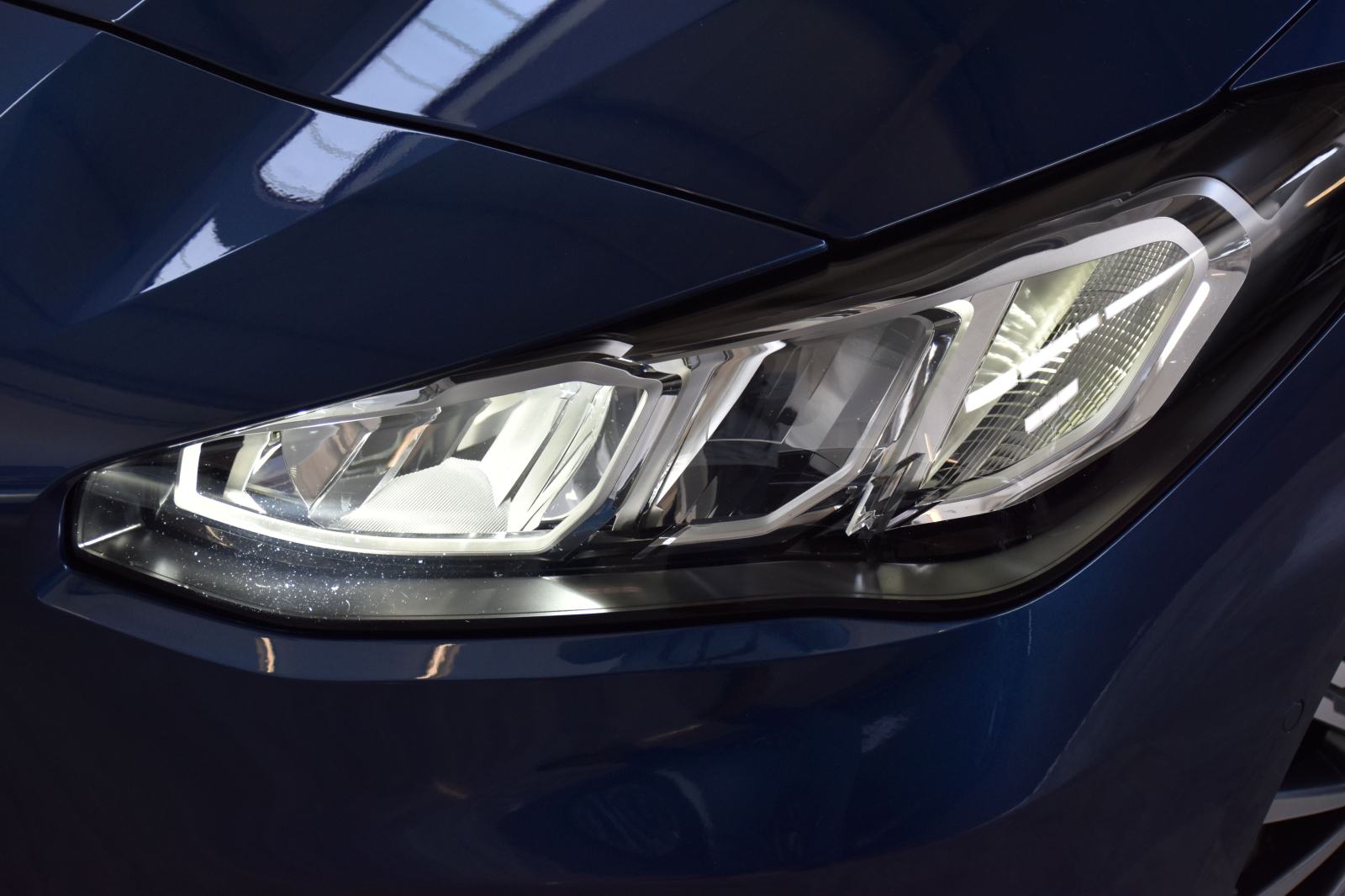 BMW serija 2 Active Tourer 218d Luxury Line Kamera Widescreen AMB, fotografija 18
