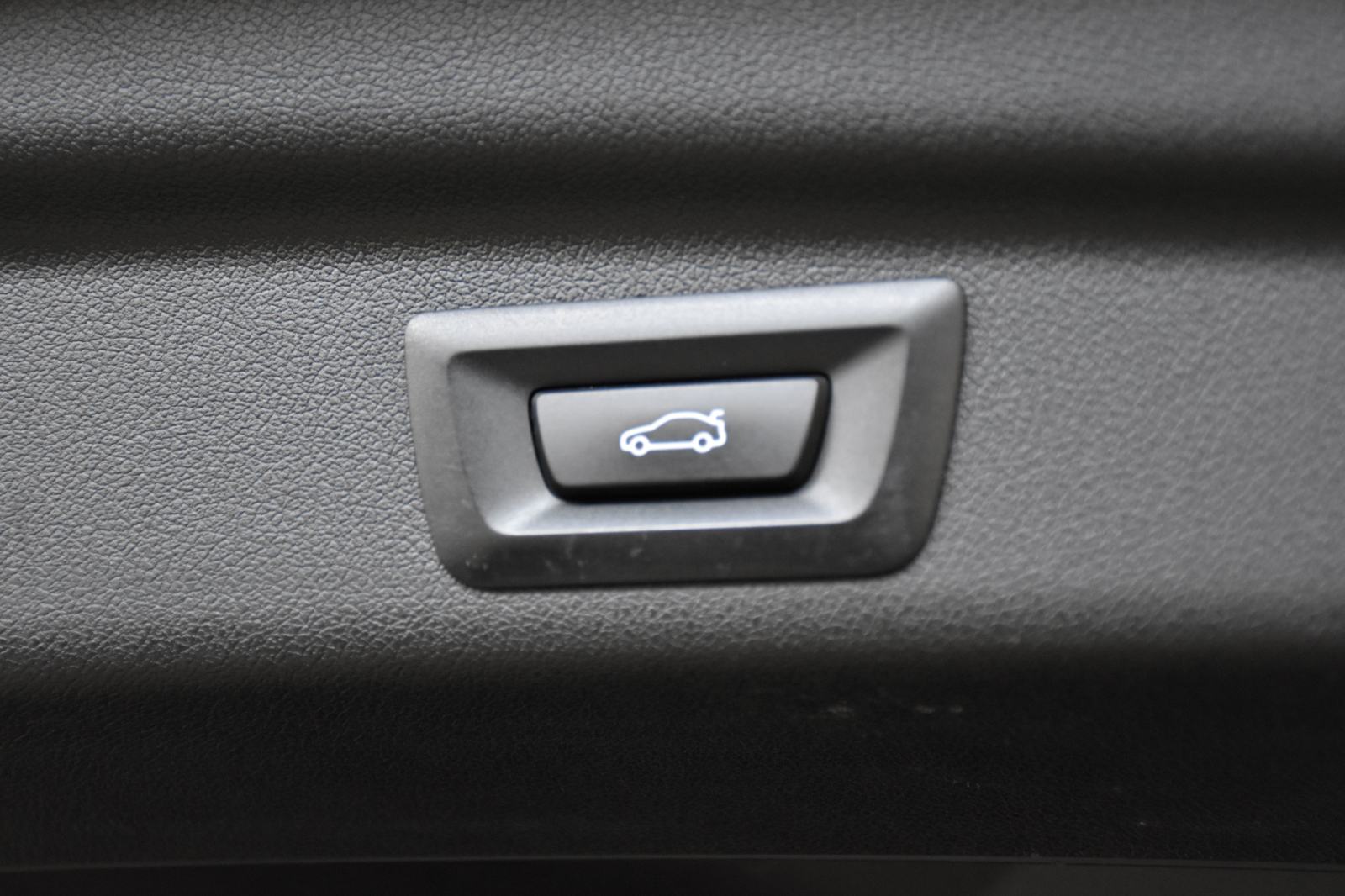 BMW serija 2 Active Tourer 218d Luxury Line Kamera Widescreen AMB, fotografija 15