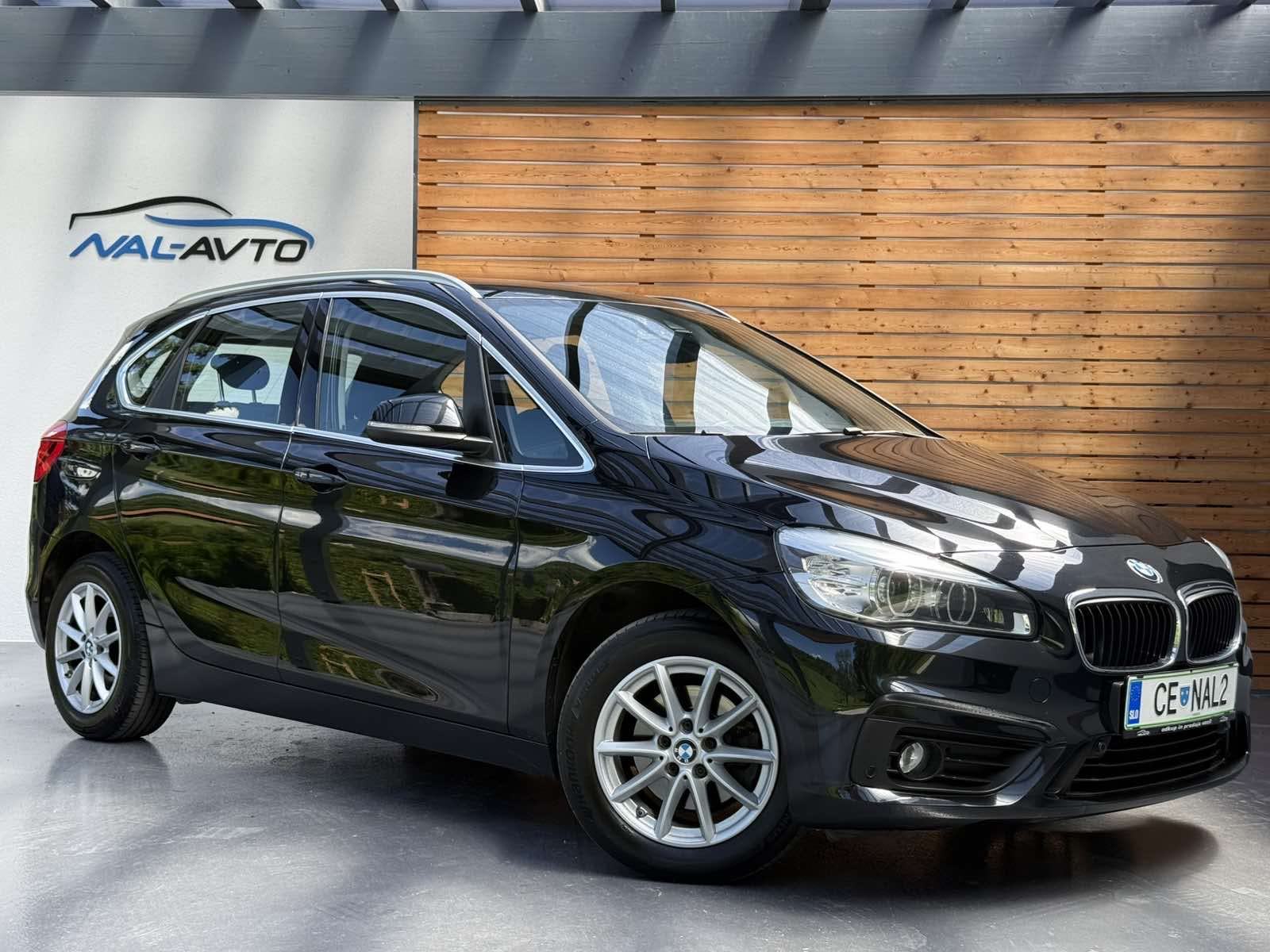BMW serija 2 Active Tourer 218i SLO.VOZILO-KAMERA-TEMPOMAT-LED, fotografija 3