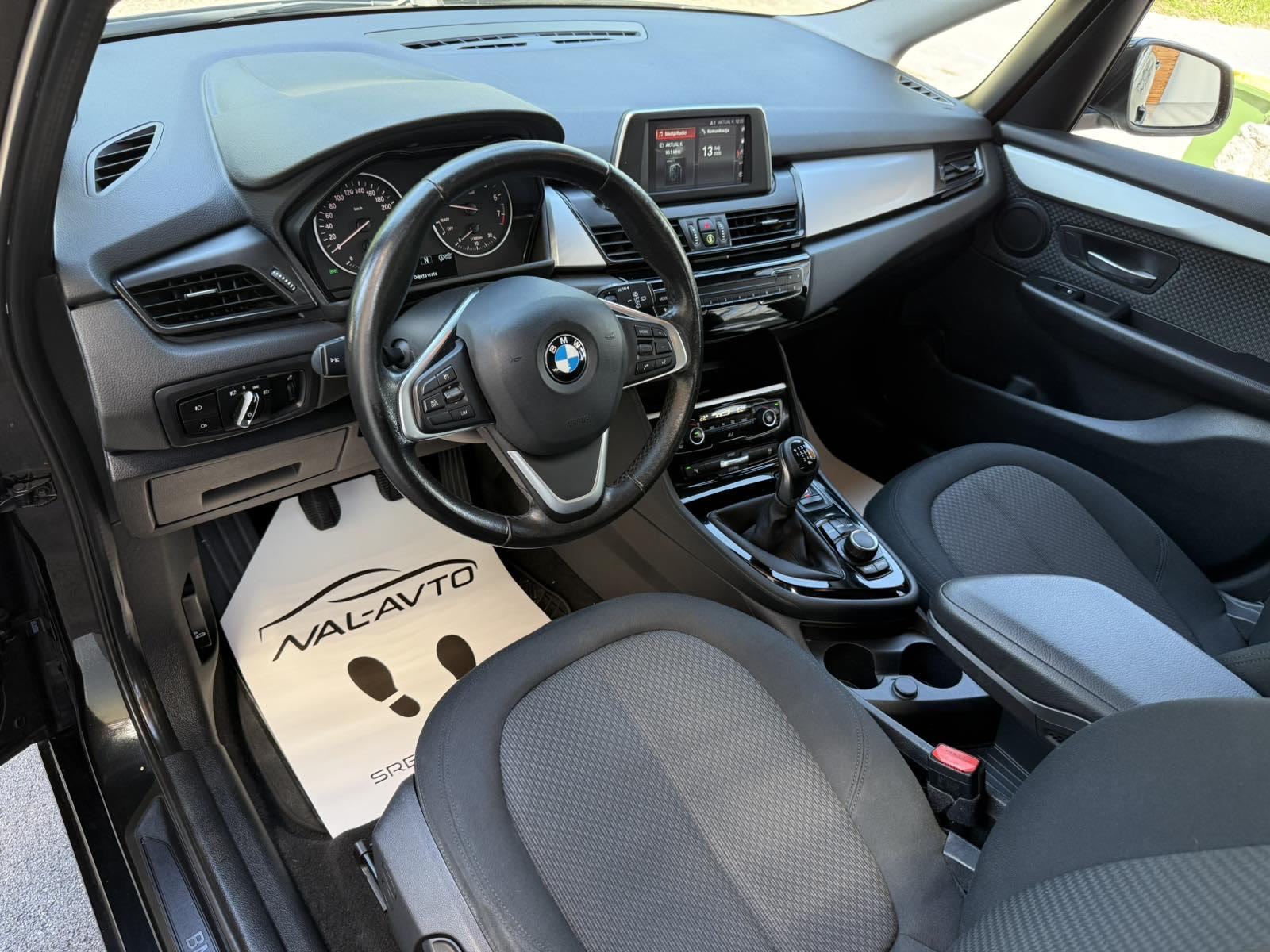 BMW serija 2 Active Tourer 218i SLO.VOZILO-KAMERA-TEMPOMAT-LED, fotografija 7