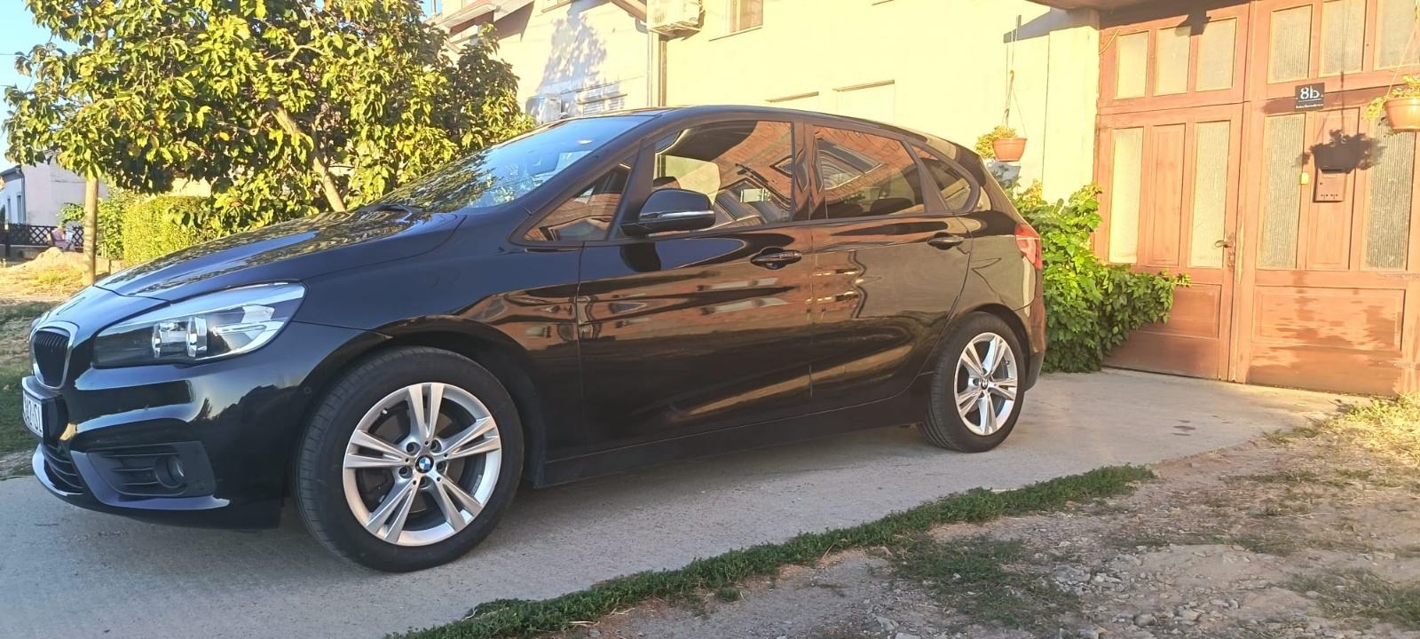 BMW serija 2 Active Tourer 220d automatik, KOŽA, PANORAMA, JAMSTVO, pogled izvana - slika 2