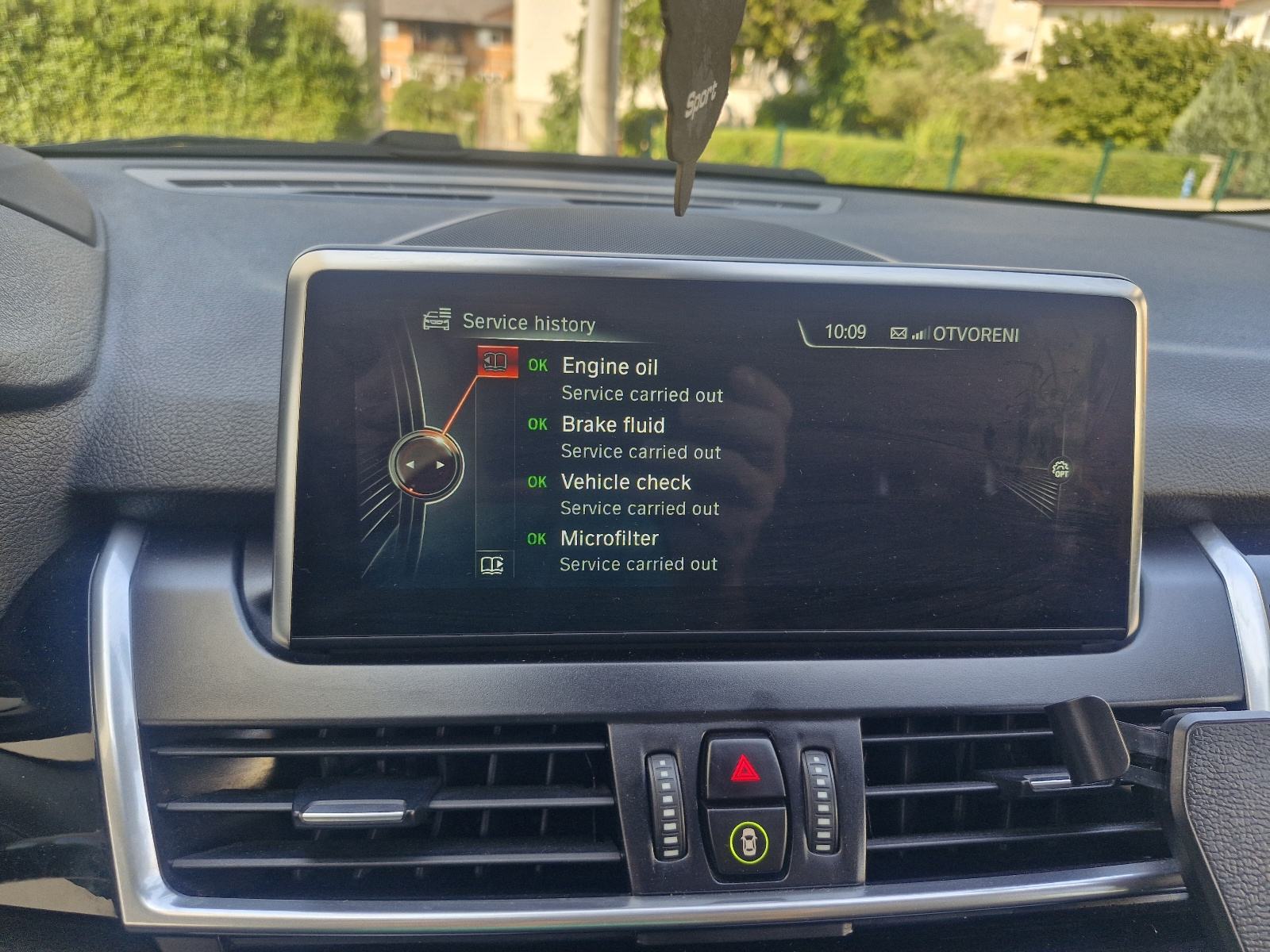 BMW serija 2 Active Tourer 220d automatik, fotografija 15