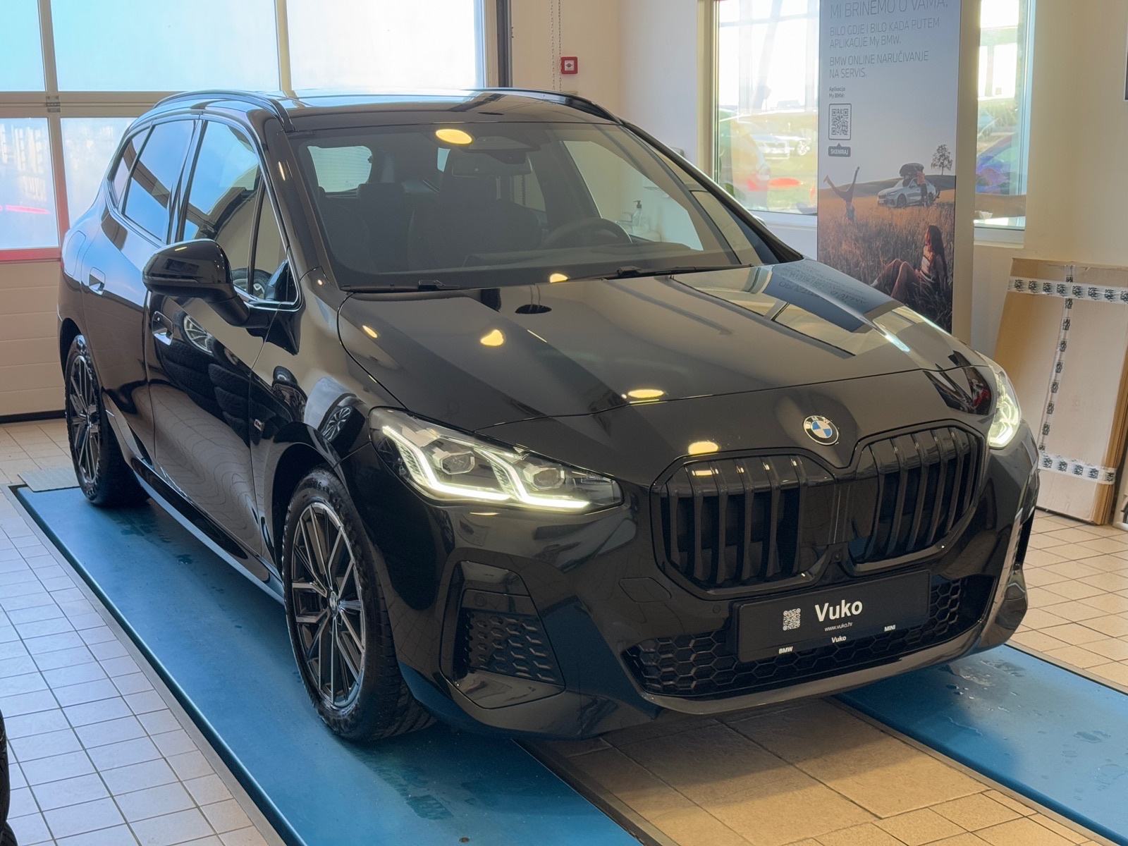 ontto Custodia Intelligente per Chiave Auto, Adatta per BMW X7 223i M Sport Active iX40 IX50 xDriveToure 7 G07 IX XM I7 Custodia Protettiva TPU Bordo Argento Portachiavi Cover B Bianco