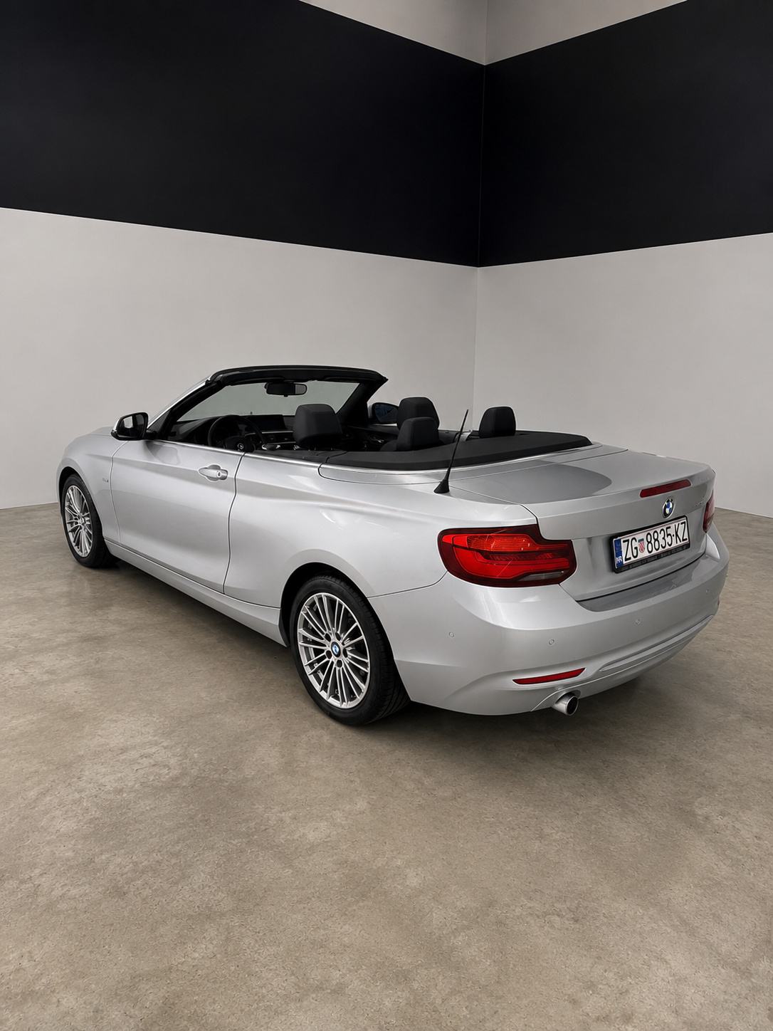 BMW serija 2 Cabrio 218i Luxury Line LCI, automatik, pogled izvana - slika 3