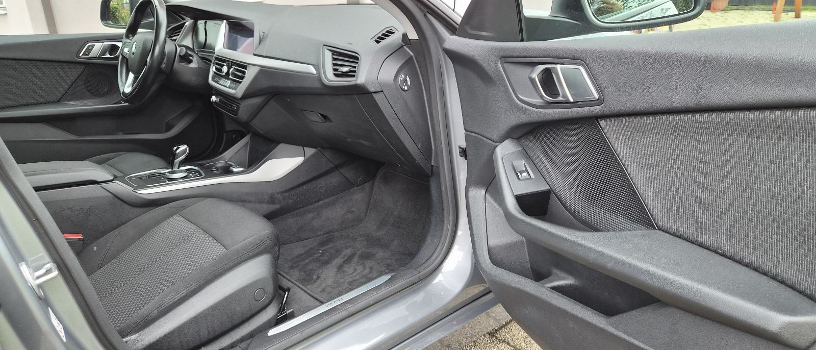 BMW serija 2 Gran Coupe 216d Hr Vozilo 1vlasnik Kao Novo, fotografija 12
