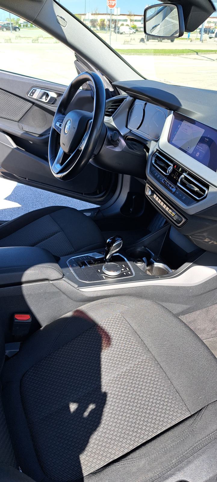 BMW serija 2 Gran Coupe 216d automatik, fotografija 12
