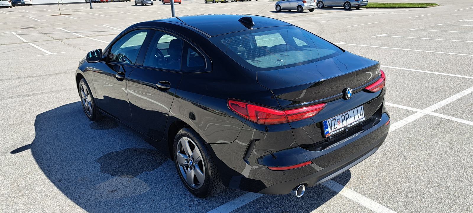 BMW serija 2 Gran Coupe 216d automatik, fotografija 8