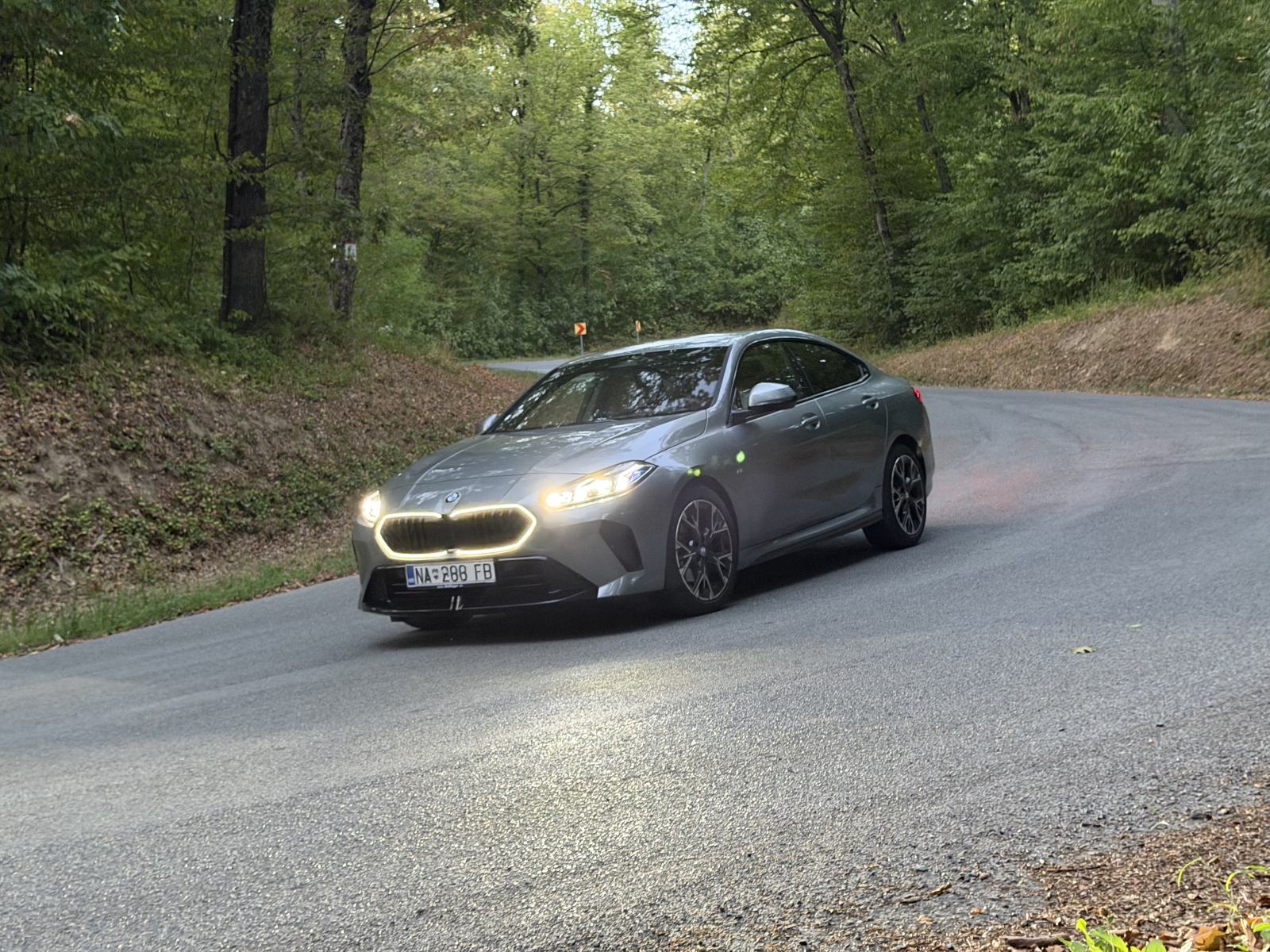 BMW serija 2 Gran Coupe 220d automatik, M sport, HUD, 360 kamera, fotografija 12