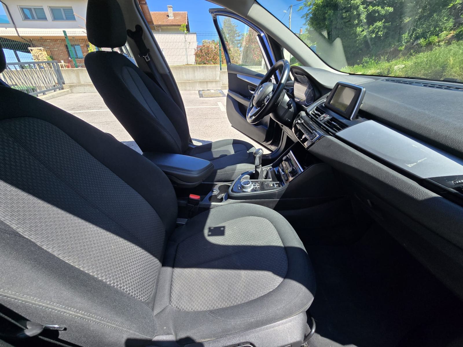 BMW serija 2 Gran Tourer 216d 2016 god . 226000 km ZAMJENA!, fotografija 15