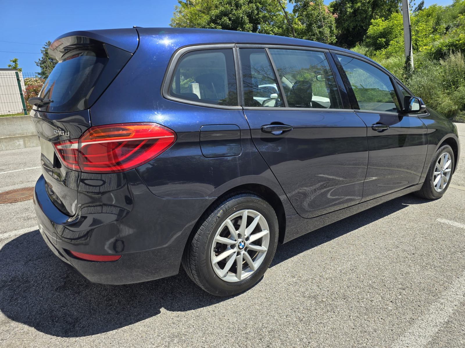 BMW serija 2 Gran Tourer 216d 2016 god . 226000 km ZAMJENA!, fotografija 3