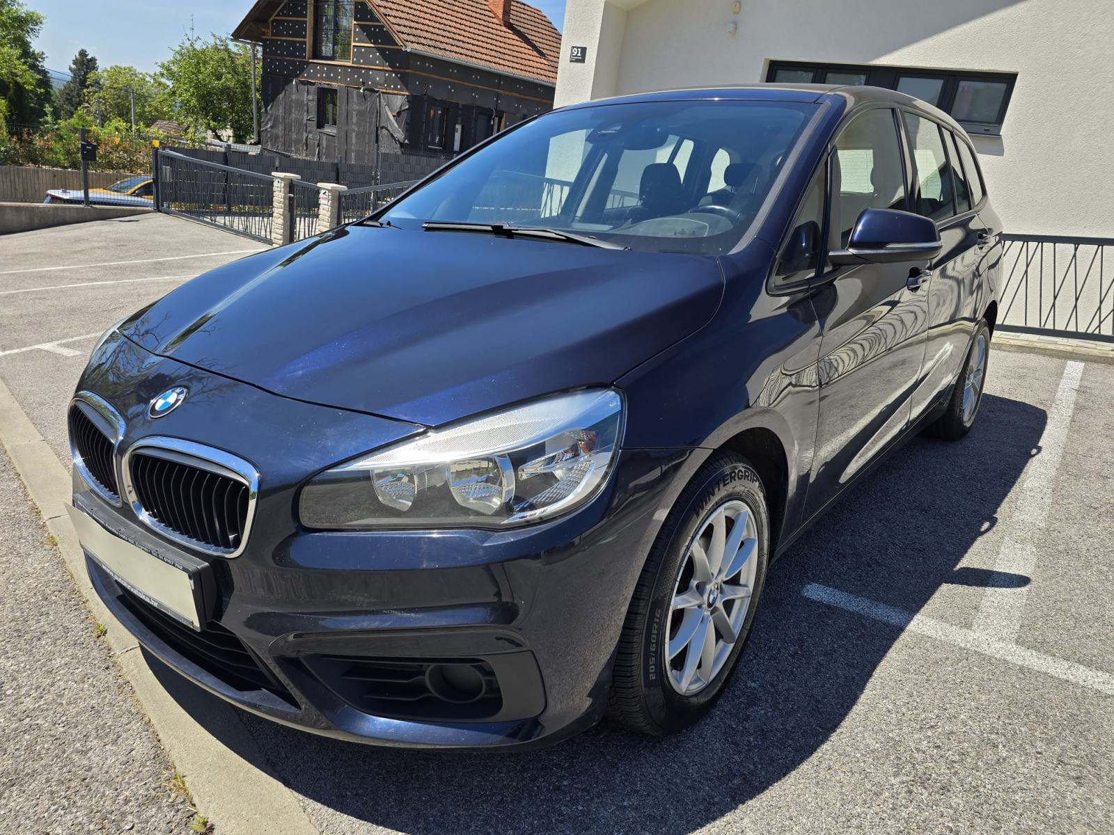 BMW serija 2 Gran Tourer 216d 2016 god . 226000 km ZAMJENA!, fotografija 4