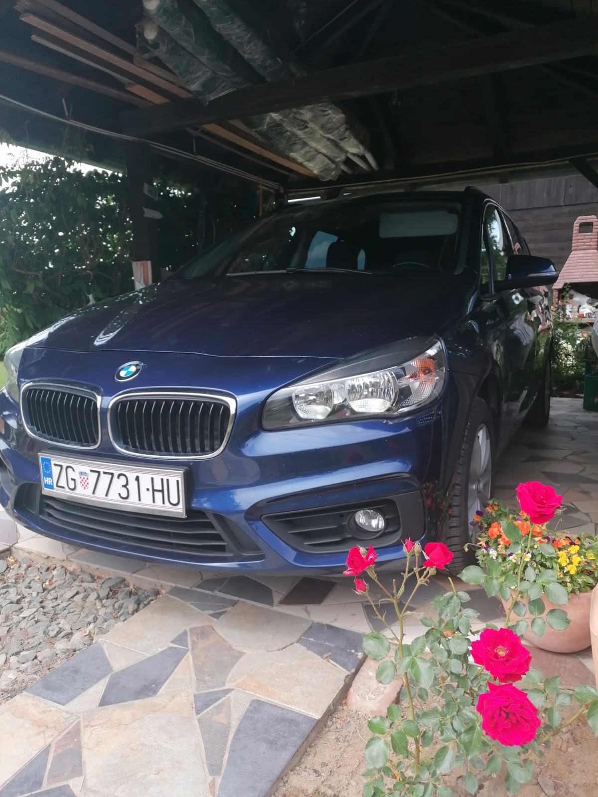 BMW serija 2 Gran Tourer 216d ODLIČAN, pogled izvana - slika 1