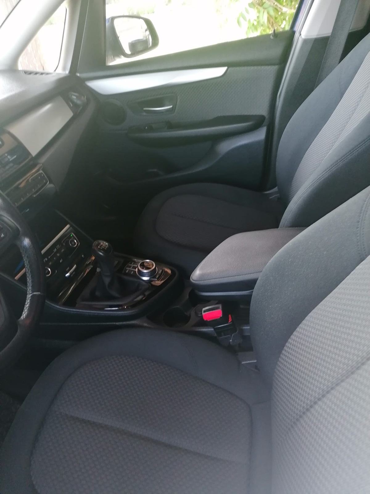 BMW serija 2 Gran Tourer 216d ODLIČAN, pogled izvana - slika 5
