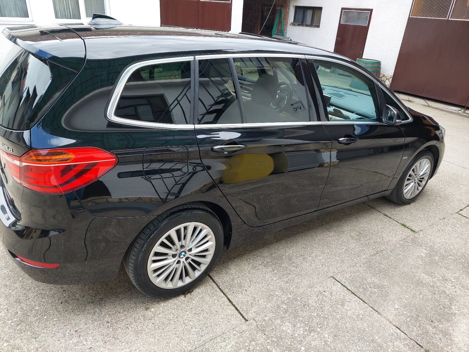 BMW serija 2 Gran Tourer 216d, pogled izvana - slika 2
