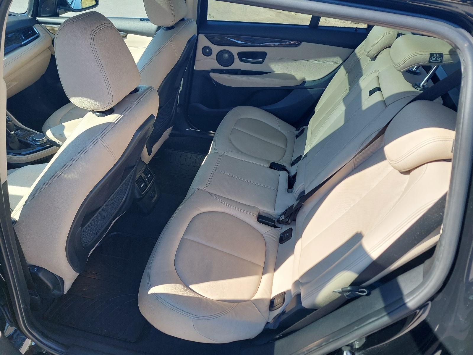 BMW serija 2 Gran Tourer 216d, fotografija 10