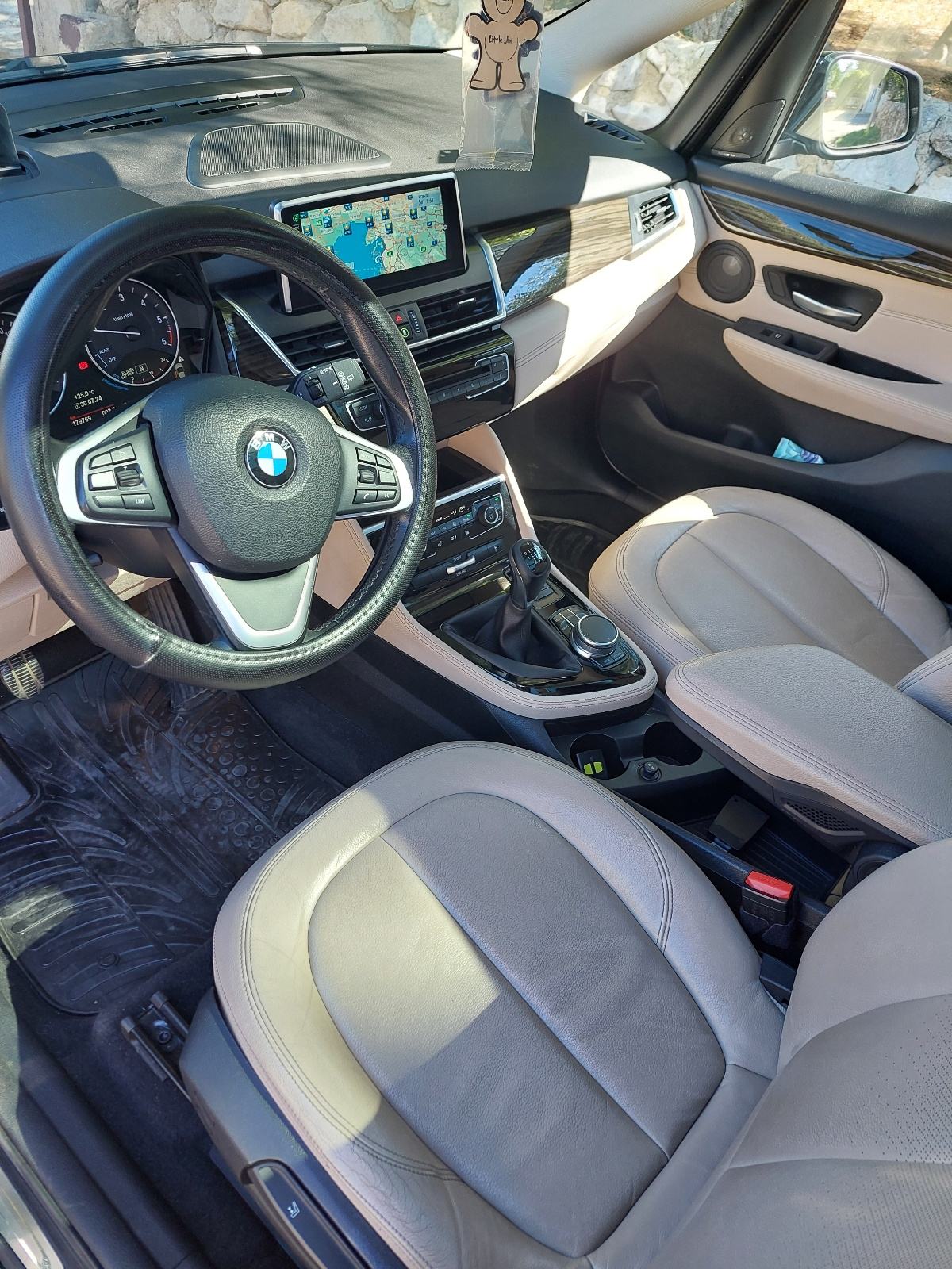 BMW serija 2 Gran Tourer 216d, fotografija 8