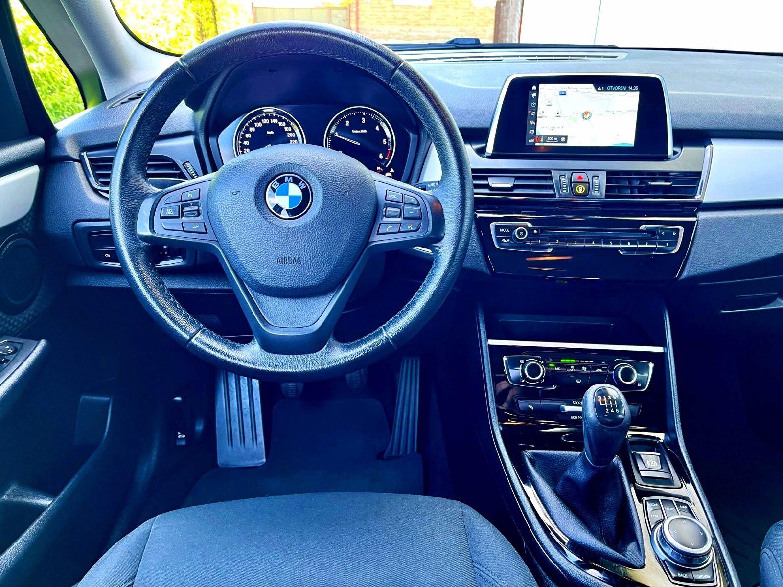 BMW 216d LCI Gran Tourer KLIMA NAVI PDC SERVISNA JAMSTVO, fotografija 6