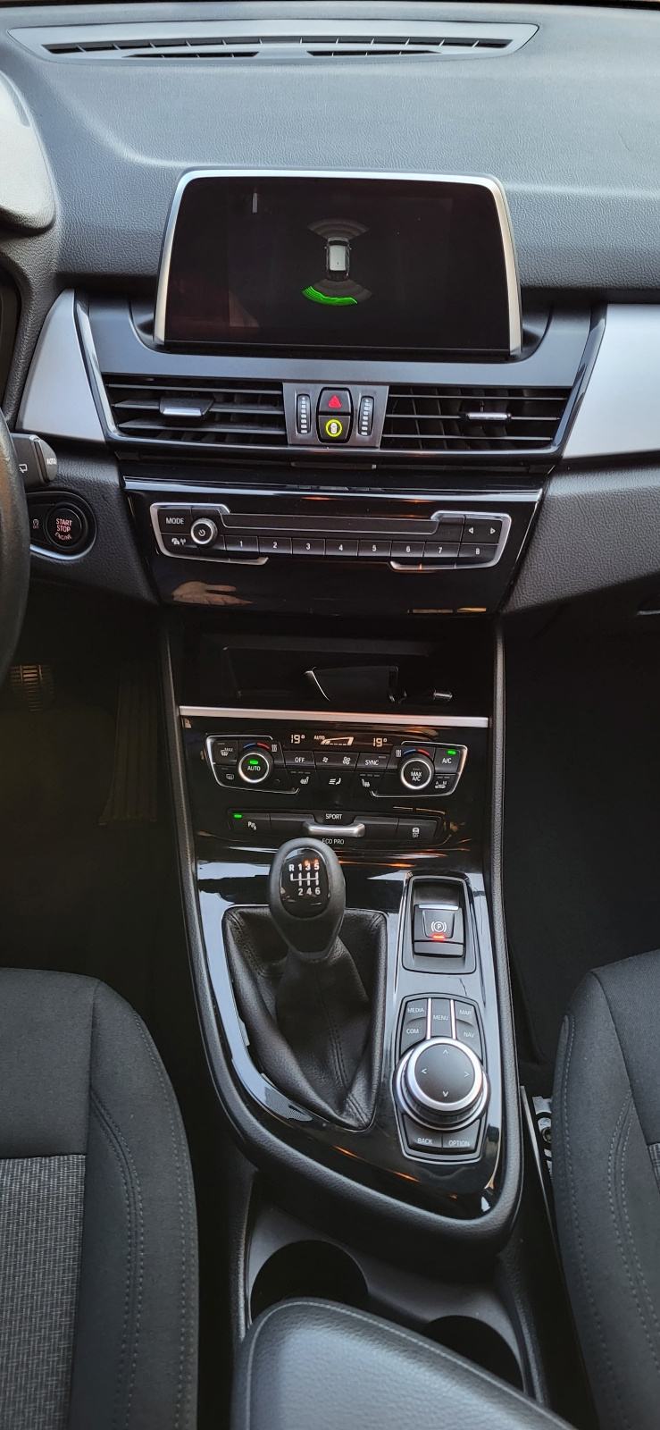 BMW serija 2 Gran Tourer 216i registriran do 2027 godine 1mj., fotografija 16