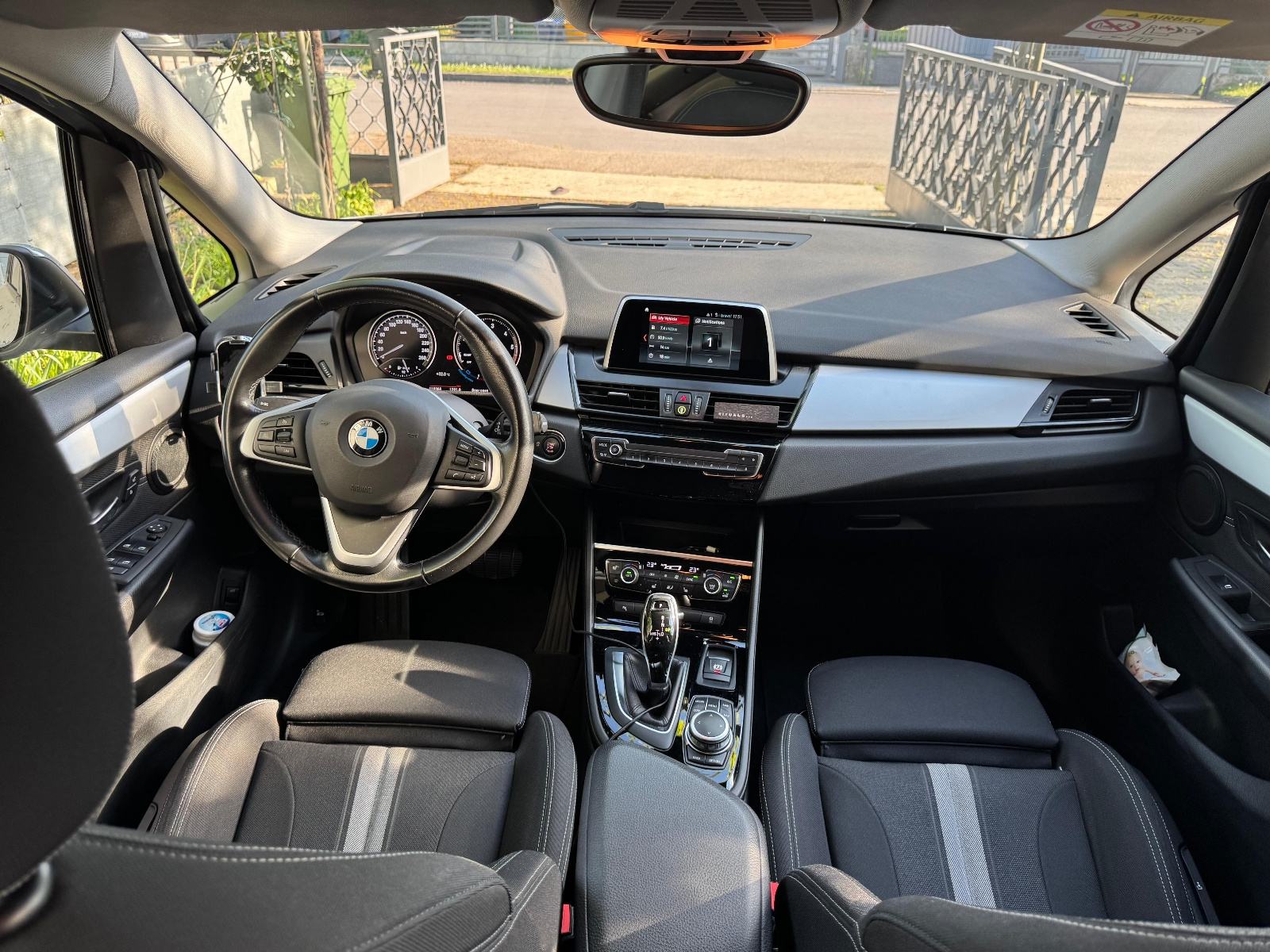 BMW serija 2 Gran Tourer 218d automatik, fotografija 7