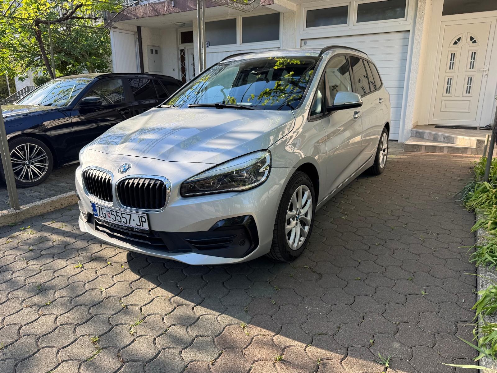 BMW serija 2 Gran Tourer 218d automatik, fotografija 2