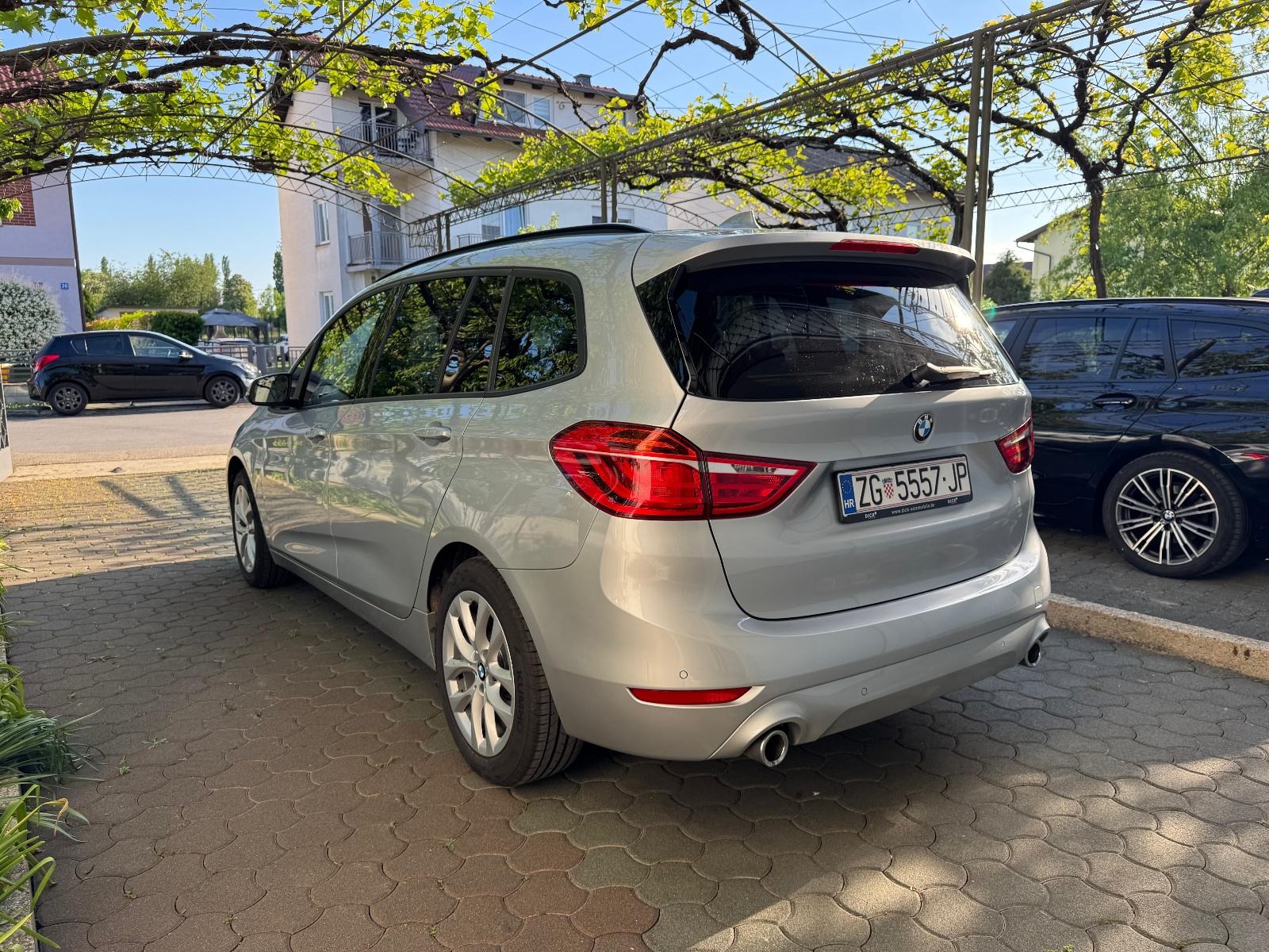 BMW serija 2 Gran Tourer 218d automatik, fotografija 3