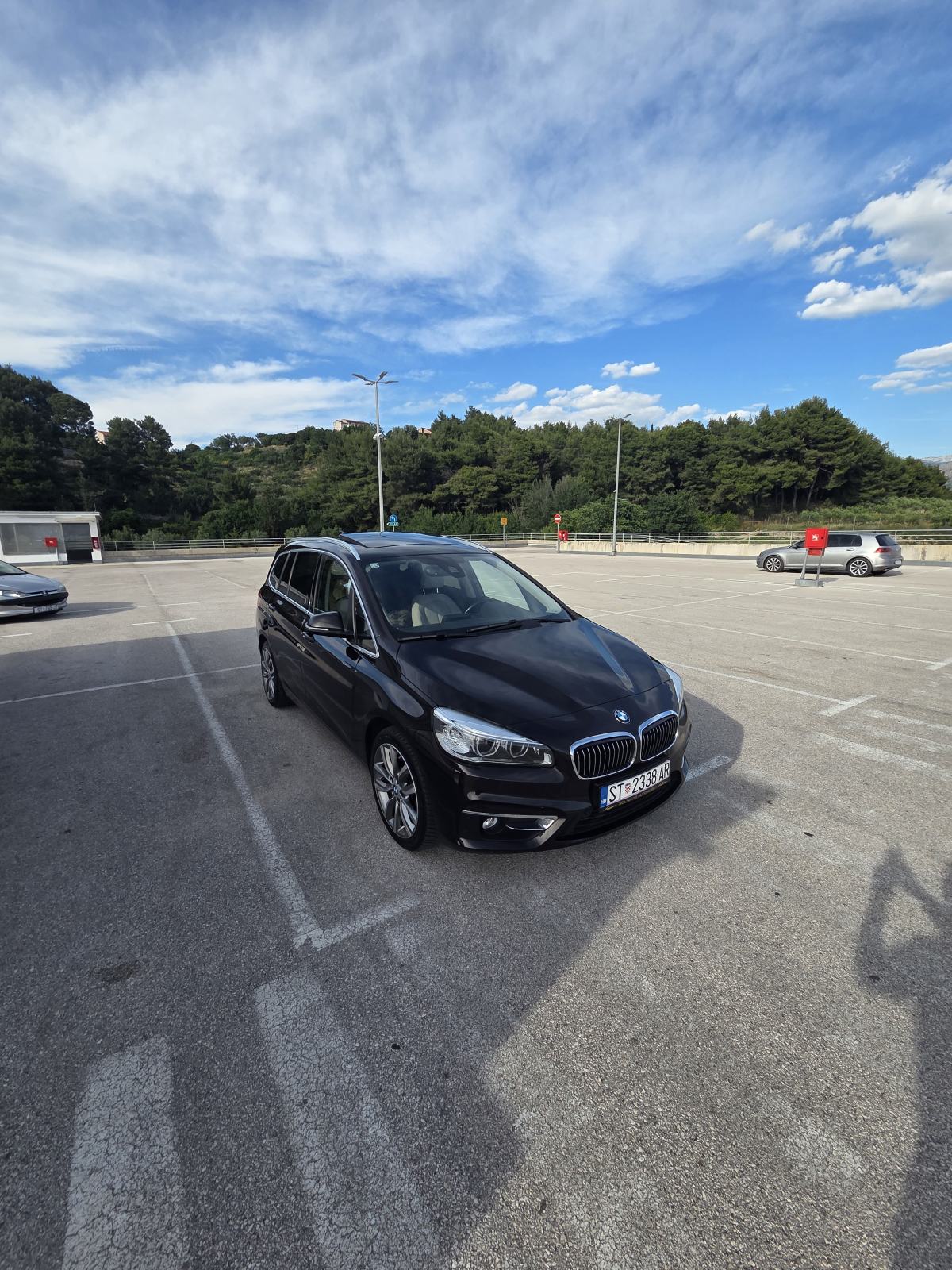 BMW serija 2 GT 218d automatikLED/PANO/TEMP/NAVI/KOZA..., fotografija 1