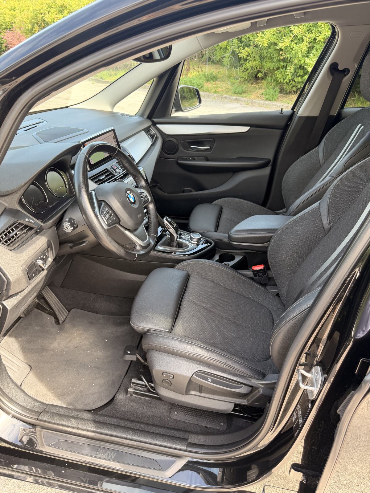 ČITAJ BMW 2 Gran Tourer 218d TOP stanje automatik, fotografija 10