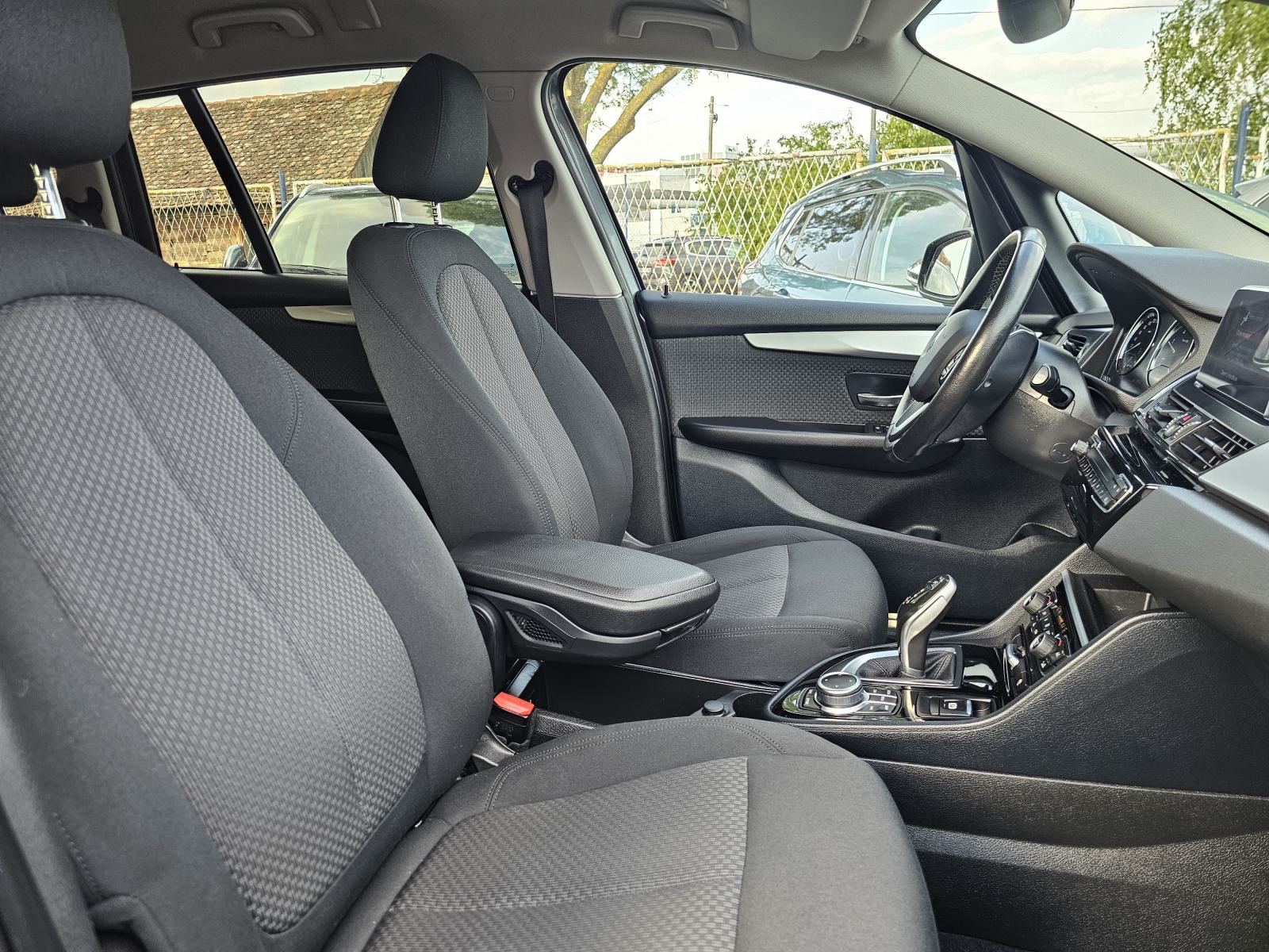 BMW serija 2 Gran Tourer 218d automatik "126000km"-SERVISNA-GARANCIJA, fotografija 8