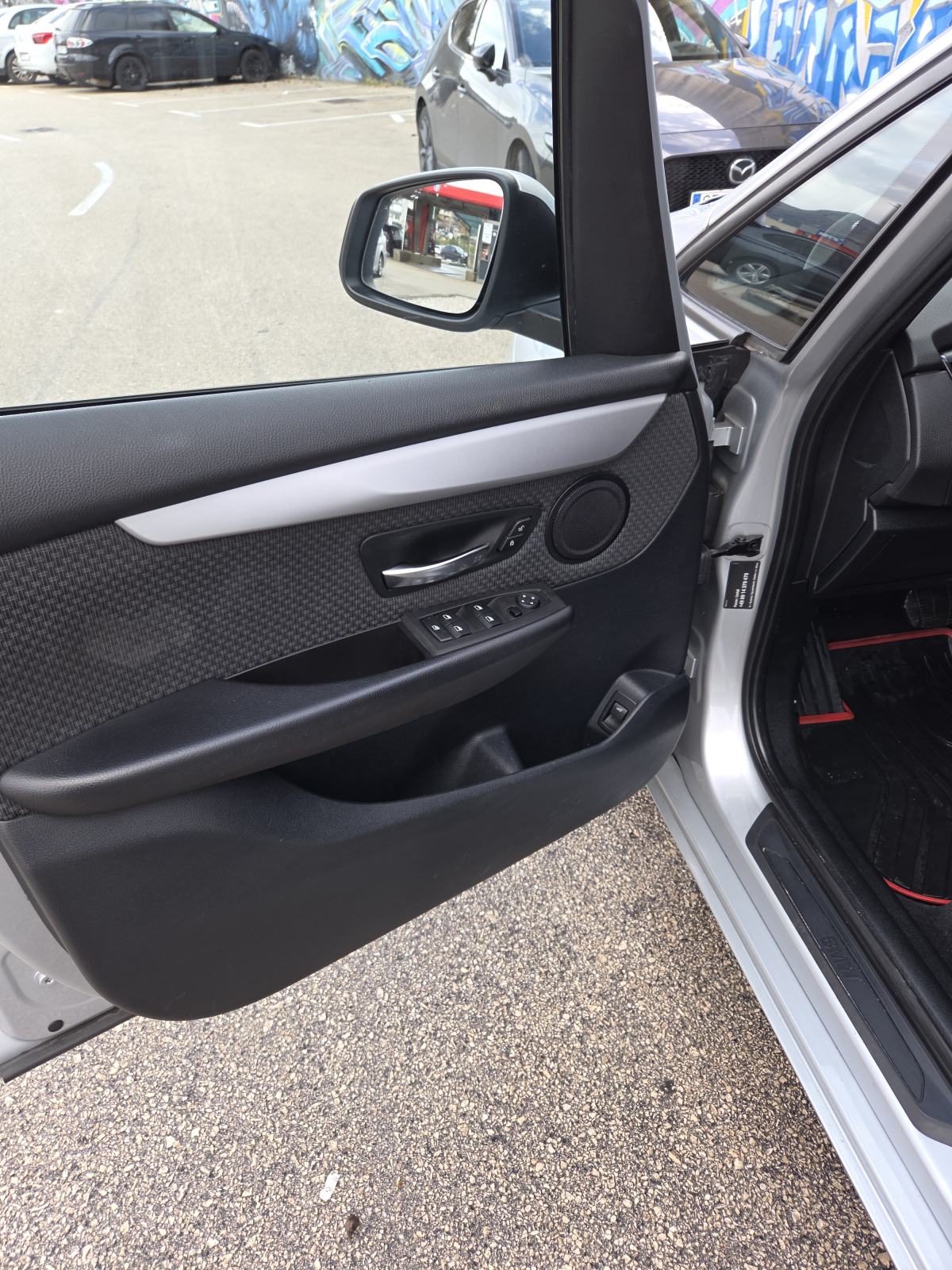 BMW serija 2 Gran Tourer 218d automatik, fotografija 7