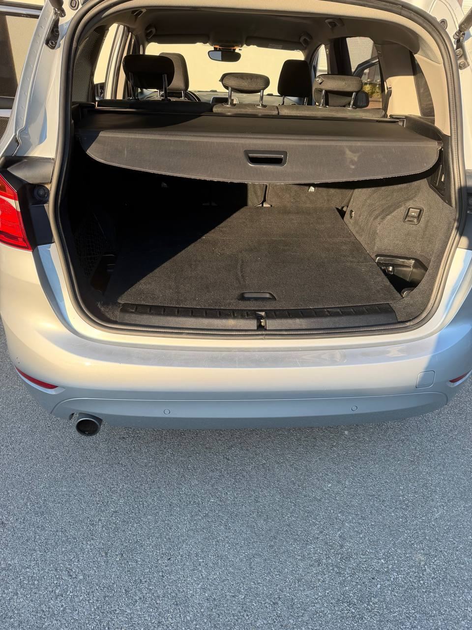 BMW serija 2 Gran Tourer 218d automatik, fotografija 8