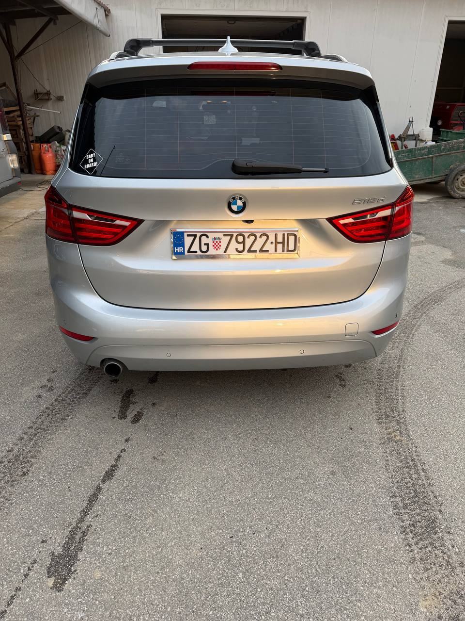 BMW serija 2 Gran Tourer 218d automatik, fotografija 2