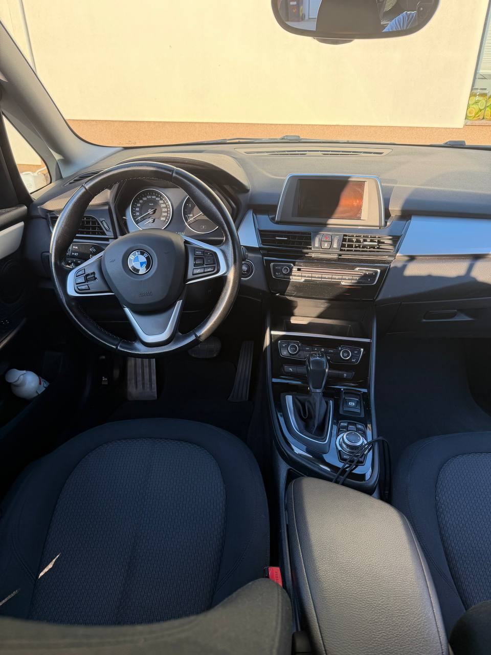 BMW serija 2 Gran Tourer 218d automatik, fotografija 14