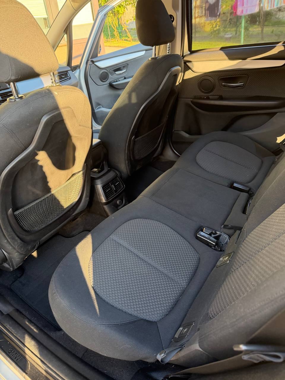 BMW serija 2 Gran Tourer 218d automatik, fotografija 11