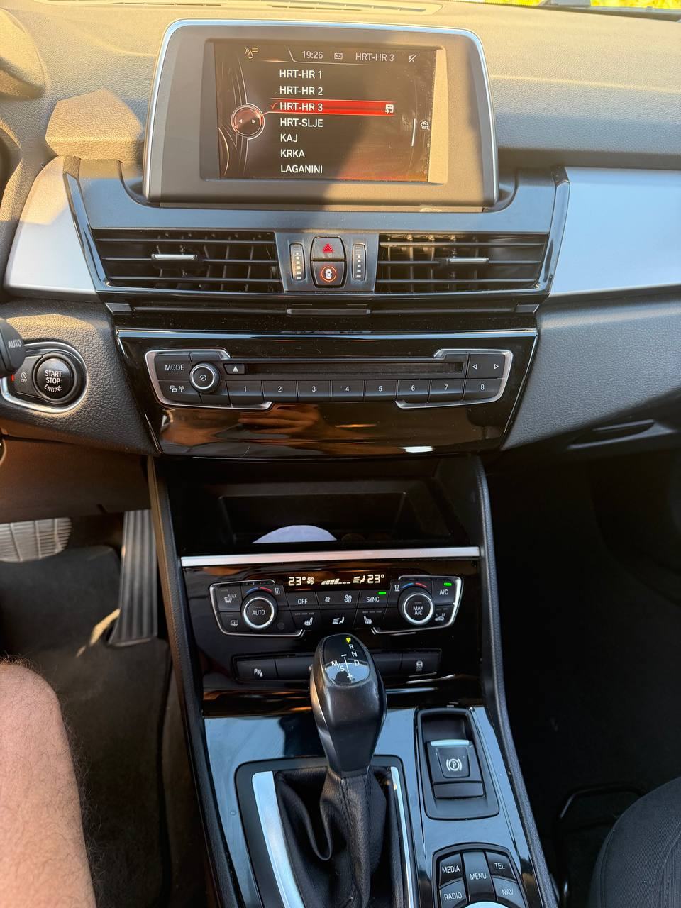 BMW serija 2 Gran Tourer 218d automatik, fotografija 17