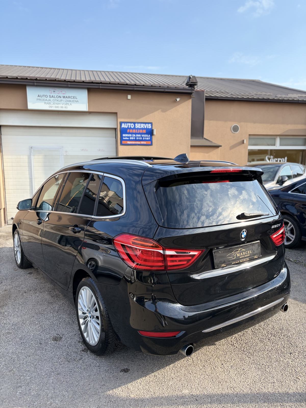 BMW serija 2 Gran Tourer 220d automatik Luxury Line 7 Sjedala, fotografija 7