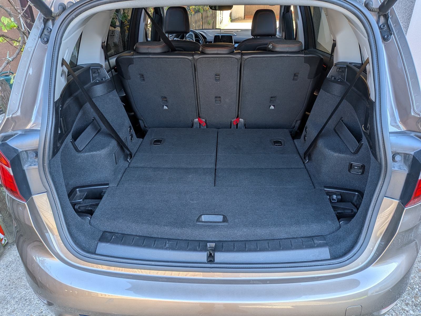 BMW serija 2 Gran Tourer LCI Sport 7 sjedala - moguća zamjena za kombi, fotografija 10